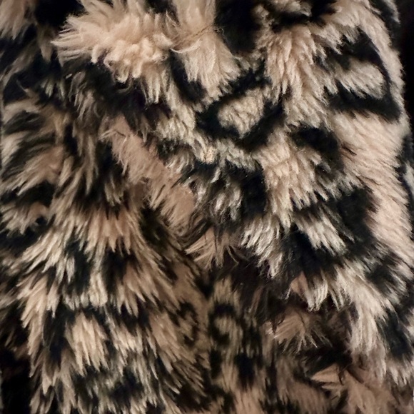Leopard Print Fluffy Teddy Coat - Picture 6 of 6